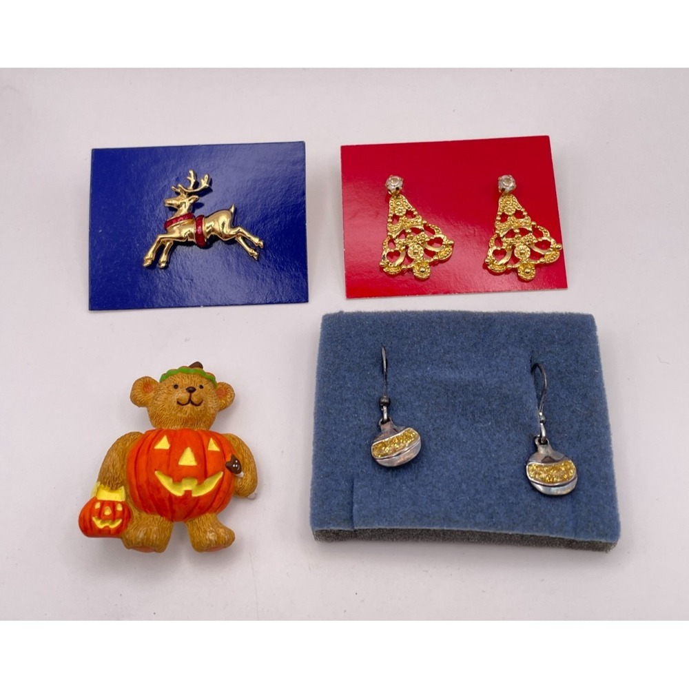 Avon Holiday Pins & Earrings, Boxed Set of 4